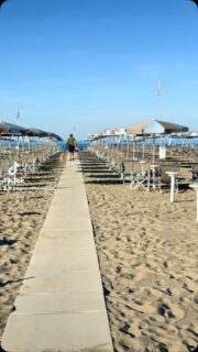 Ma sei proprio sicuro di stare a casa? #beachclub #settembre #mare #bagnovenezia #versilia